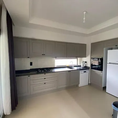 Ξενοδοχείο Moderne In *