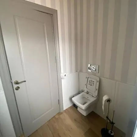 Moderne In Ξενοδοχείο Κουσάντασι