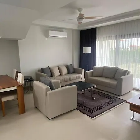 Ξενοδοχείο Moderne In *